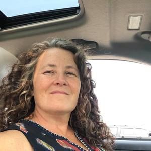 Meet your Posher, Cindy